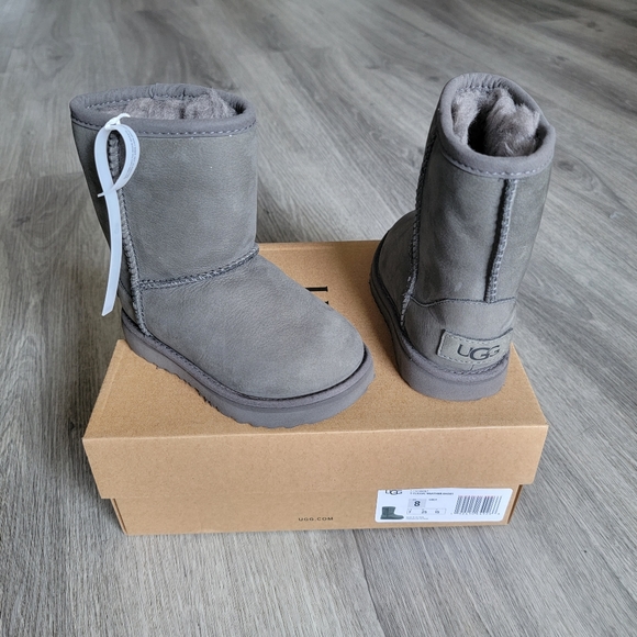UGG Toddler Classic Weather Short Waterproof Boots